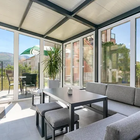 Apartmán With A Parking Space Stobrec, - 23476 *